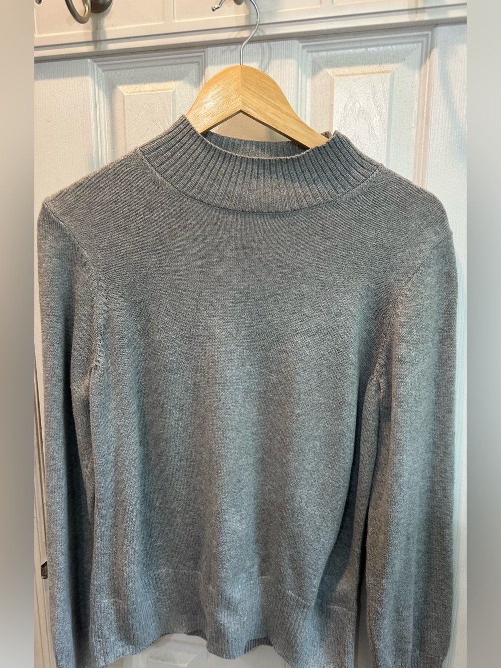 Old Navy Light Gray Mock Neck Woman’s Sweater
